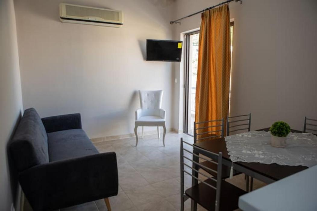 Vasileiou Apartments 카메나불라 외부 사진