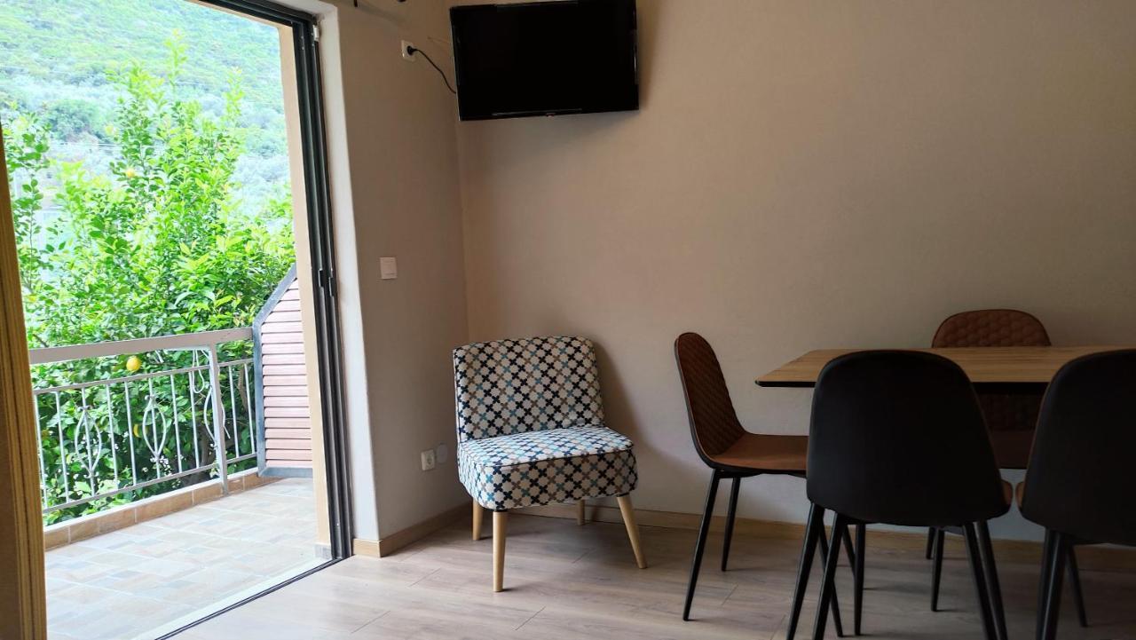 Vasileiou Apartments 카메나불라 외부 사진