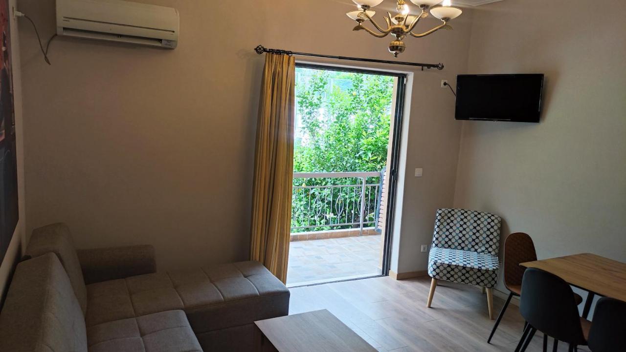 Vasileiou Apartments 카메나불라 외부 사진